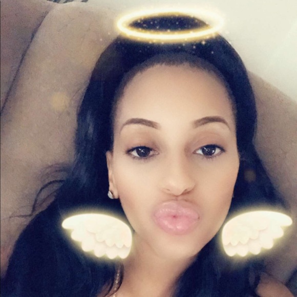 Meet your Posher, Nadia - Picture 1 of 1